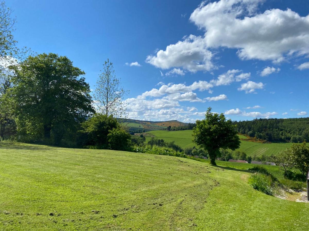 Parkmore Holiday Cottages Dufftown Extérieur photo